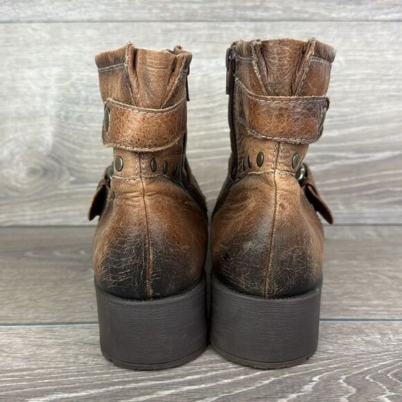 Earth Redwood Almond Brown Leather Women’s Sz 10B Buckle Zip Studded Ankle Boots - Picture 4 of 11